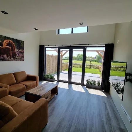 Dw פארק נופש קסטריקום